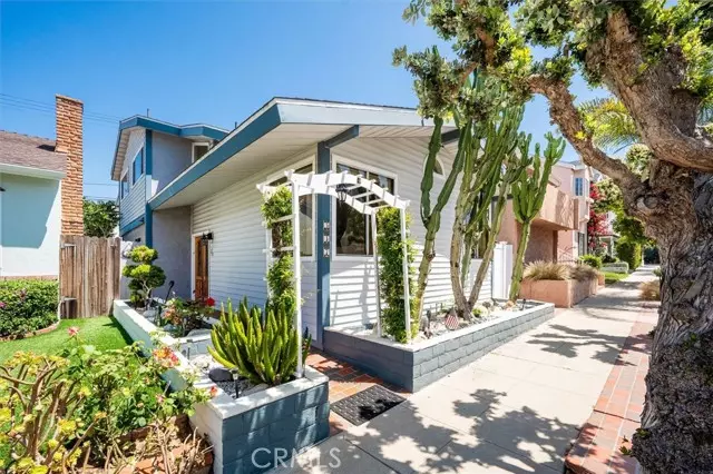 537 3rd ST, Manhattan Beach, CA 90266