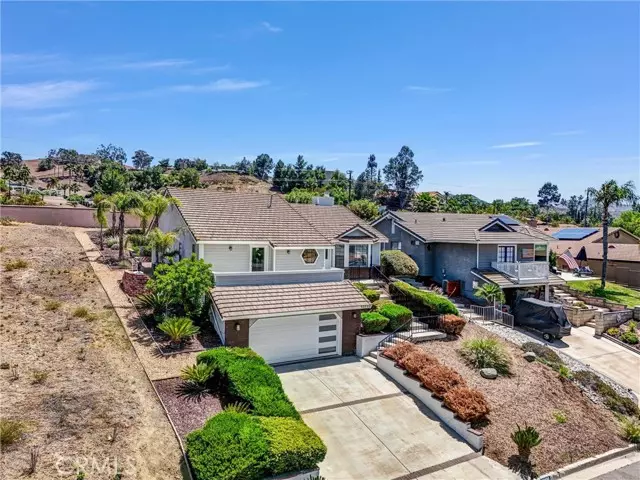 30998 Emperor DR, Canyon Lake, CA 92587