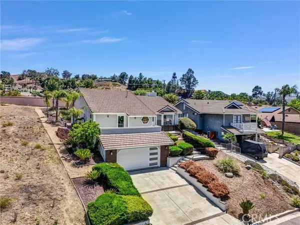 30998 Emperor DR, Canyon Lake, CA 92587