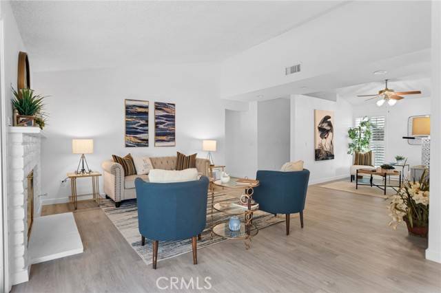 Northridge, CA 91343,9545 Rubio AVE