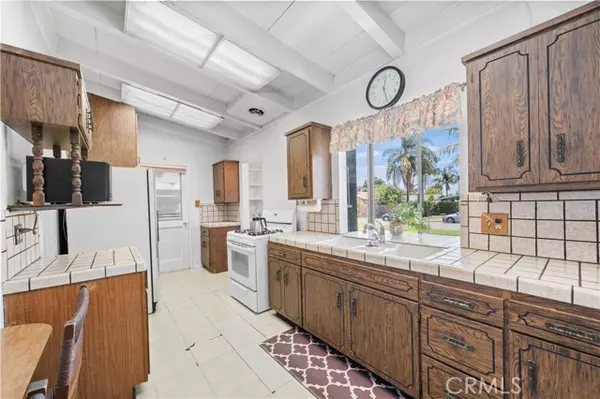 Hacienda Heights, CA 91745,16140 Bycroft ST
