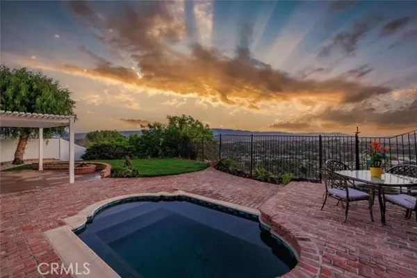 Saugus, CA 91350,27403 Garza DR