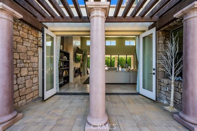 Rancho Mirage, CA 92270,17 Emerald CT