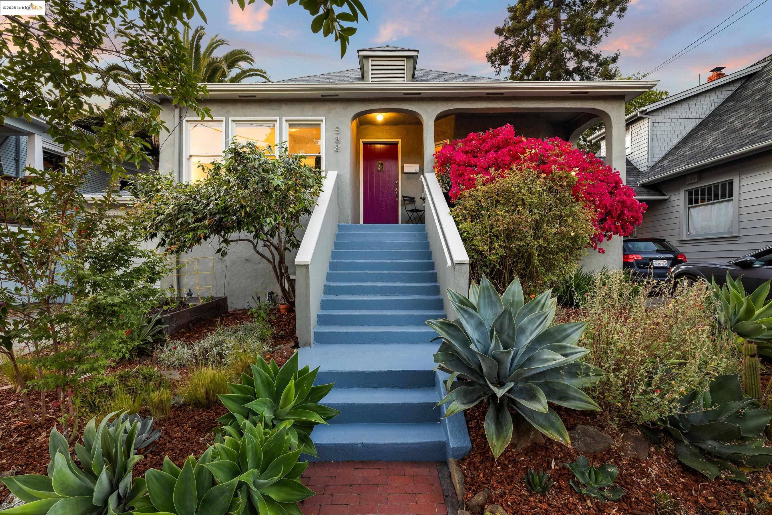 588 61st ST, Oakland, CA 94609