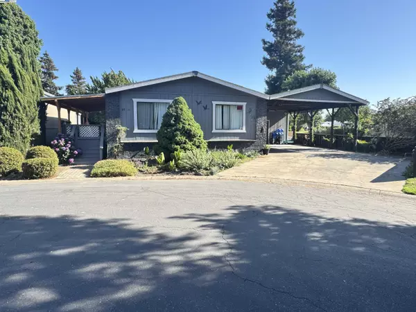 Lodi, CA 95242,14 Blue Teal Ct