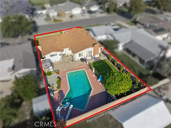 Stanton, CA 90680,10211 Macduff ST