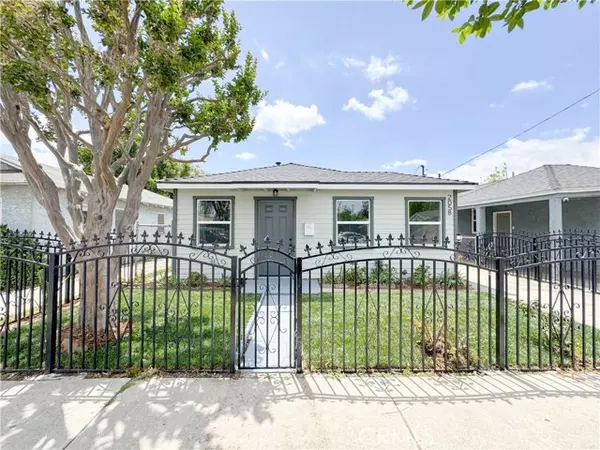 Compton, CA 90222,2058 E Stockwell ST