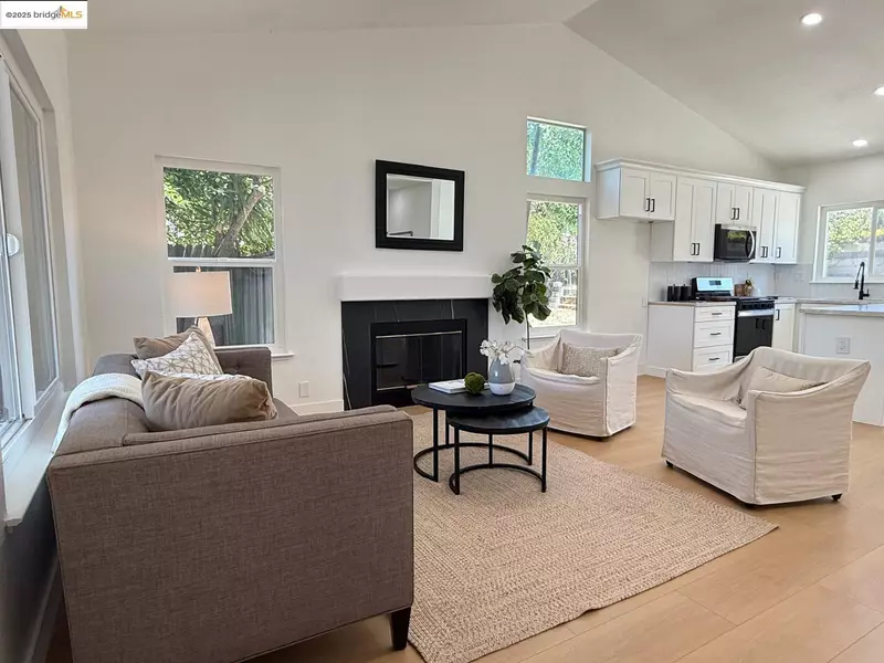 5008 Fernwood Cir, Oakley, CA 94561