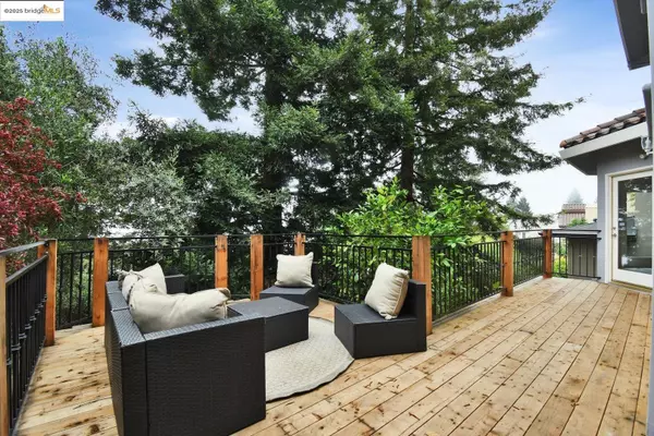 Berkeley, CA 94705,6940 Norfolk RD