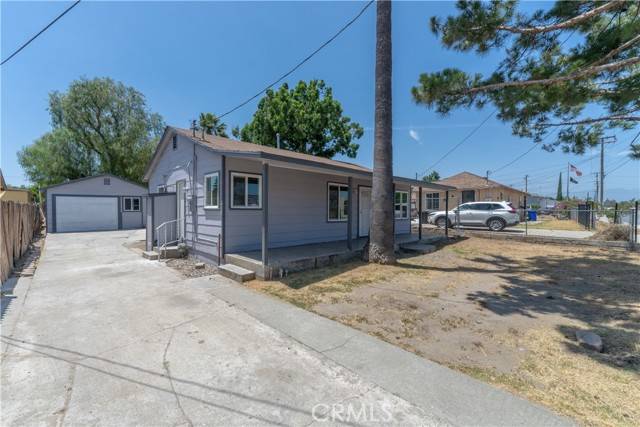 Bloomington, CA 92316,10010 Cedar AVE