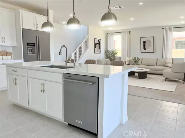 Riverside, CA 92503,17727 Santa Lucia CT