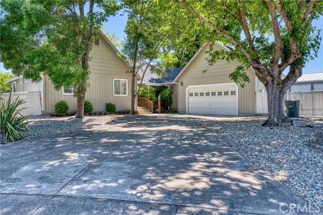 215 Silver CT, Lakeport, CA 95453