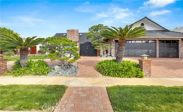 1542 Santiago DR, Newport Beach, CA 92660
