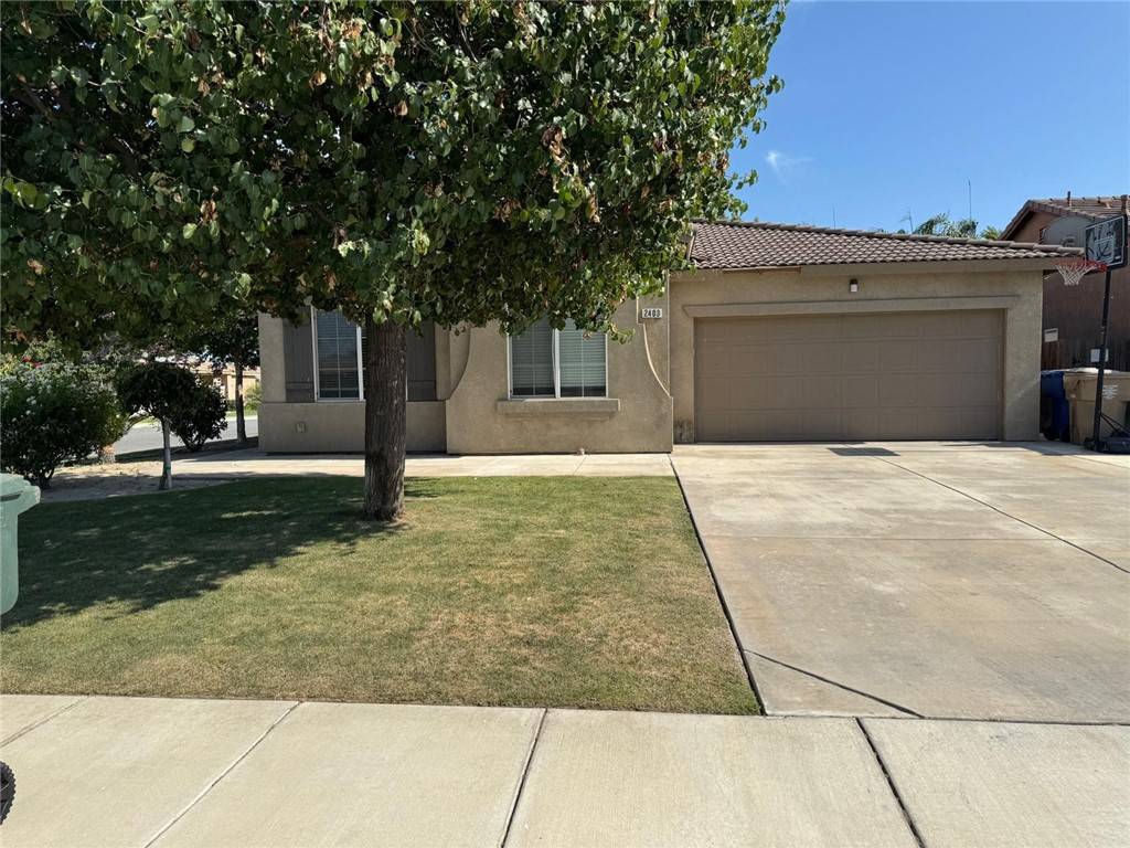 2403 Trapper ST, Bakersfield, CA 93313