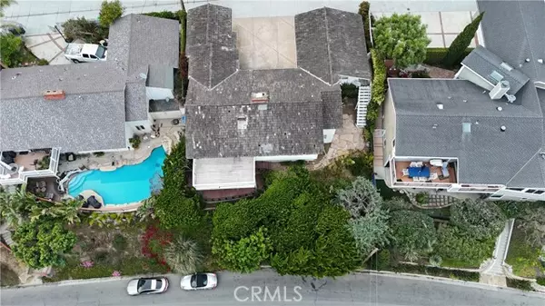 333 Catalina DR, Newport Beach, CA 92663