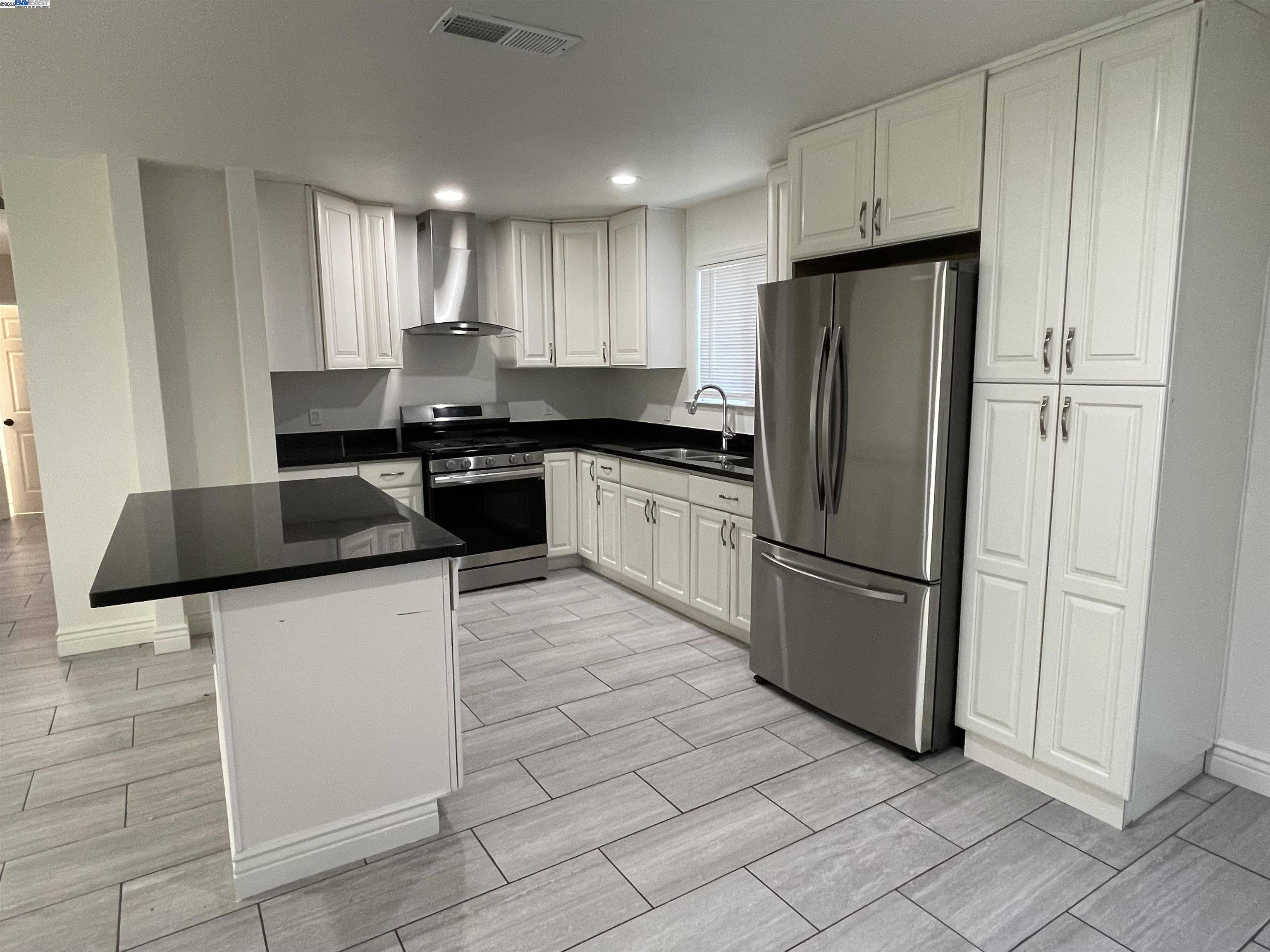 Stockton, CA 95206,174 Horton Ave