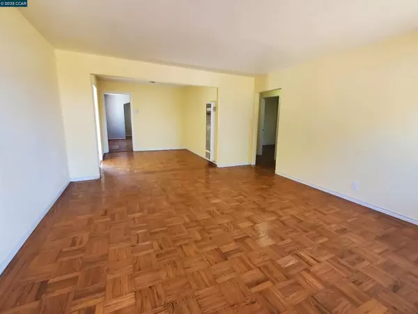Richmond, CA 94805,766 38Th St
