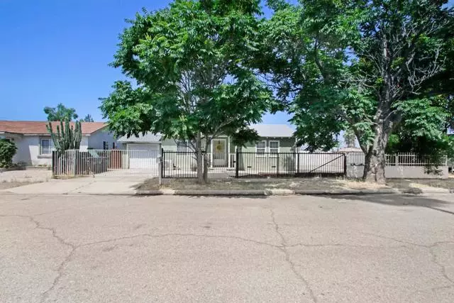 307 S Ramona, Hemet, CA 92543