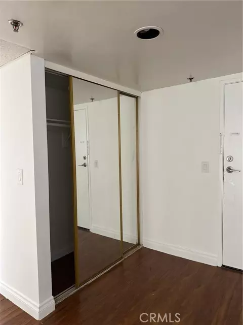 Los Angeles, CA 90046,1420 N Sierra Bonita AVE