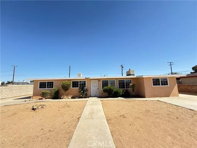 8461 Eucalyptus AVE, California City, CA 93505