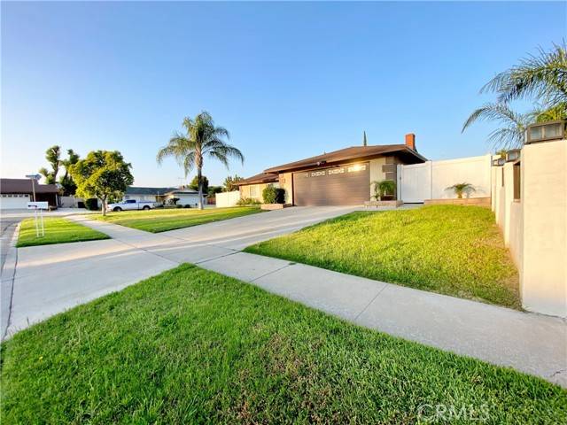 743 N Beechwood AVE, Rialto, CA 92376