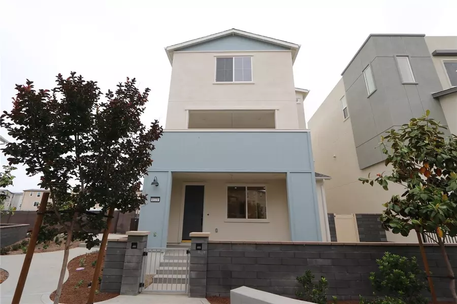 1221 Grassland RD, Rancho Mission Viejo, CA 92694