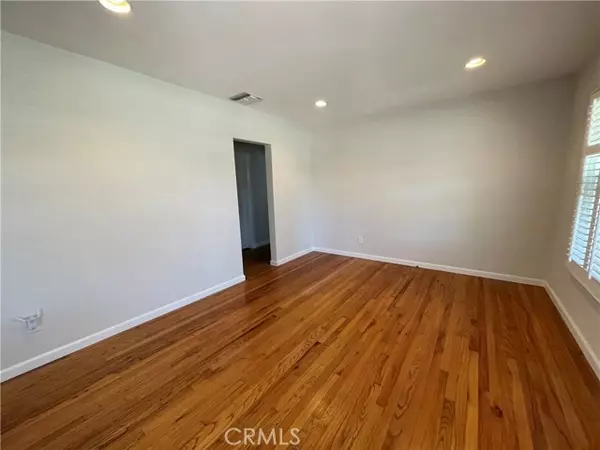 Lakewood, CA 90712,6061 Pepperwood AVE