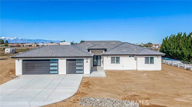 15658 Wells Fargo ST, Hesperia, CA 92345