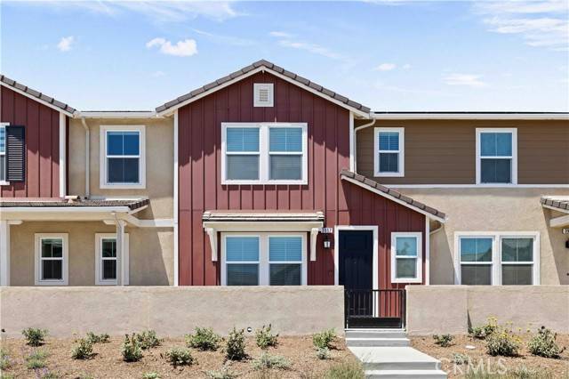 3957 E Huntington ST, Ontario, CA 91761