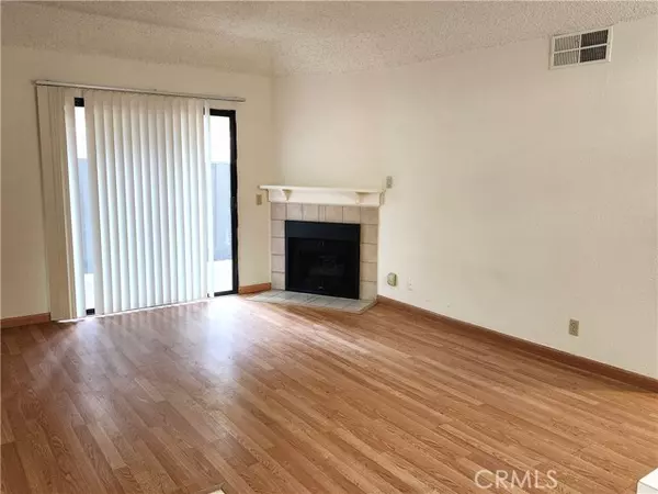 Diamond Bar, CA 91765,22790 Lakeway DR 461