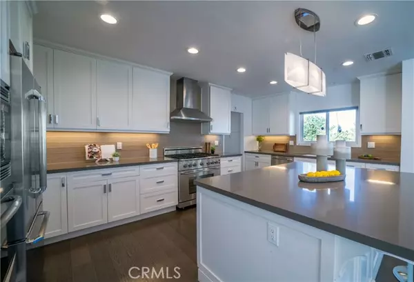 Los Angeles, CA 90049,753 Claymont DR