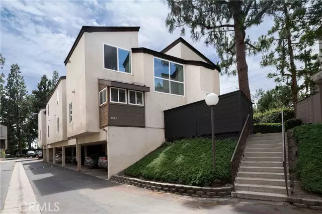 Santa Ana, CA 92701,1320 Cabrillo Park DR D