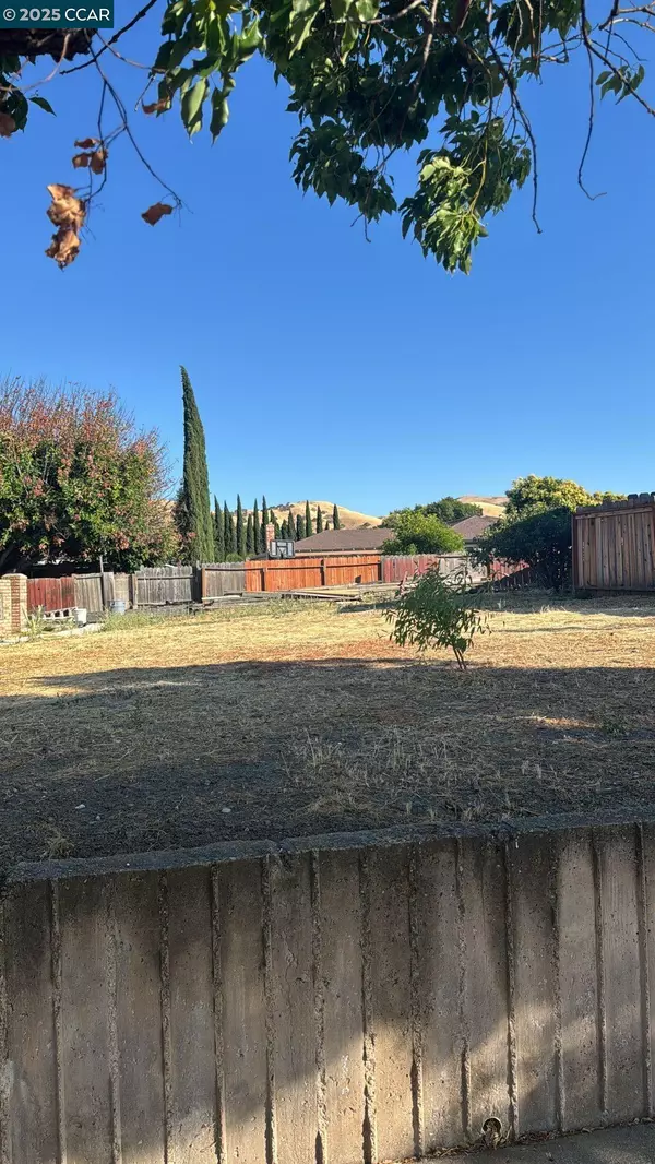 1248 Metten Ave, Pittsburg, CA 94565