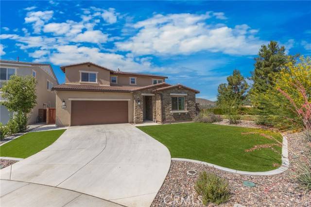 Menifee, CA 92585,29261 Humboldt CT