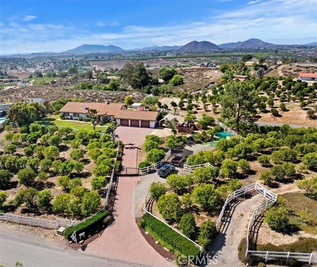40951 PARADO DEL SOL DR, Temecula, CA 92592