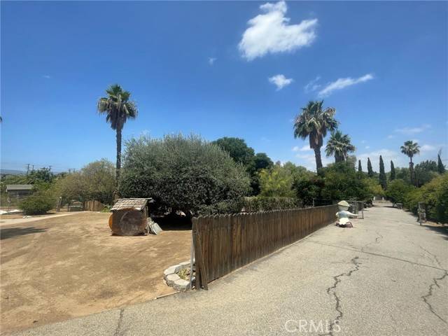 Corona, CA 92881,7891 Minnesota RD