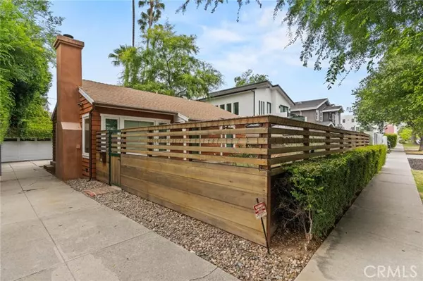 Sherman Oaks, CA 91403,4514 Cedros AVE