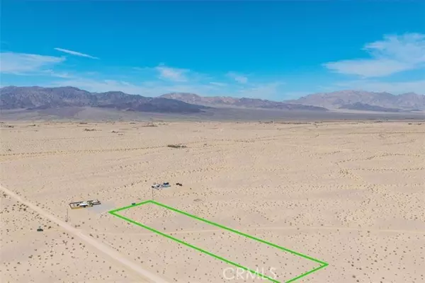 Twentynine Palms, CA 92277,82935 Maya Rada RD