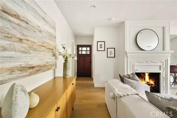 Sherman Oaks, CA 91403,14519 Addison