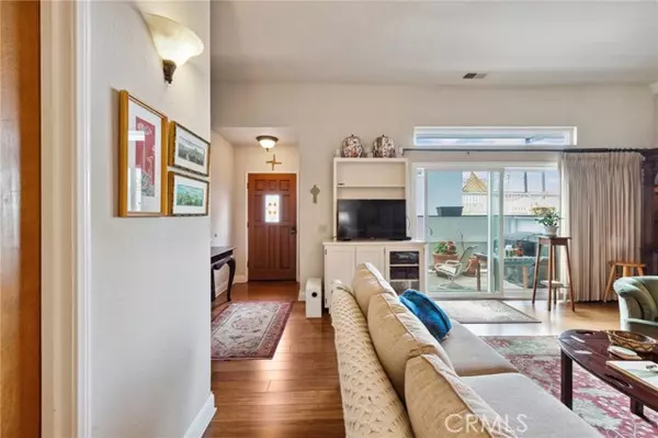 Redondo Beach, CA 90277,410 N Broadway C