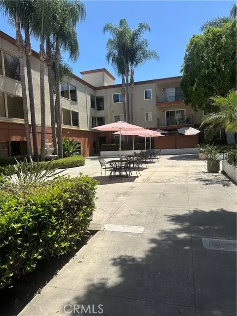 Fullerton, CA 92831,400 N ACACIA AVE B24