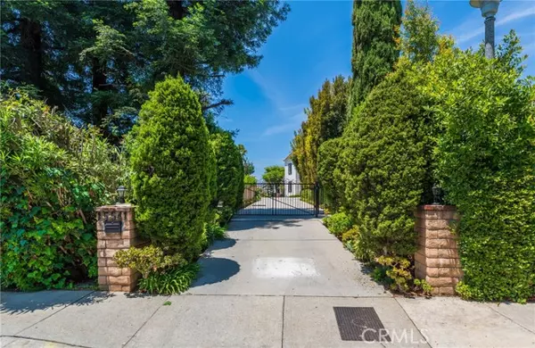 Los Angeles, CA 90077,15541 Aqua Verde DR