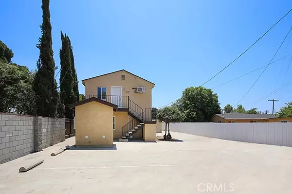 Sun Valley, CA 91352,10709 Sherman PL 10711