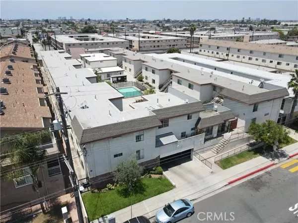 Hawthorne, CA 90250,13325 Kornblum AVE