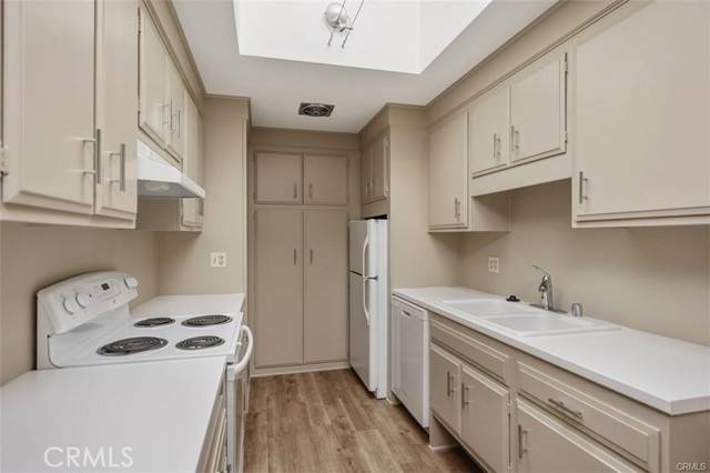 Laguna Woods, CA 92637,2111 Via Puerta P