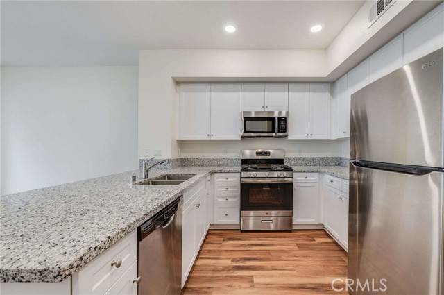 Bellflower, CA 90706,10294 Artesia BLD