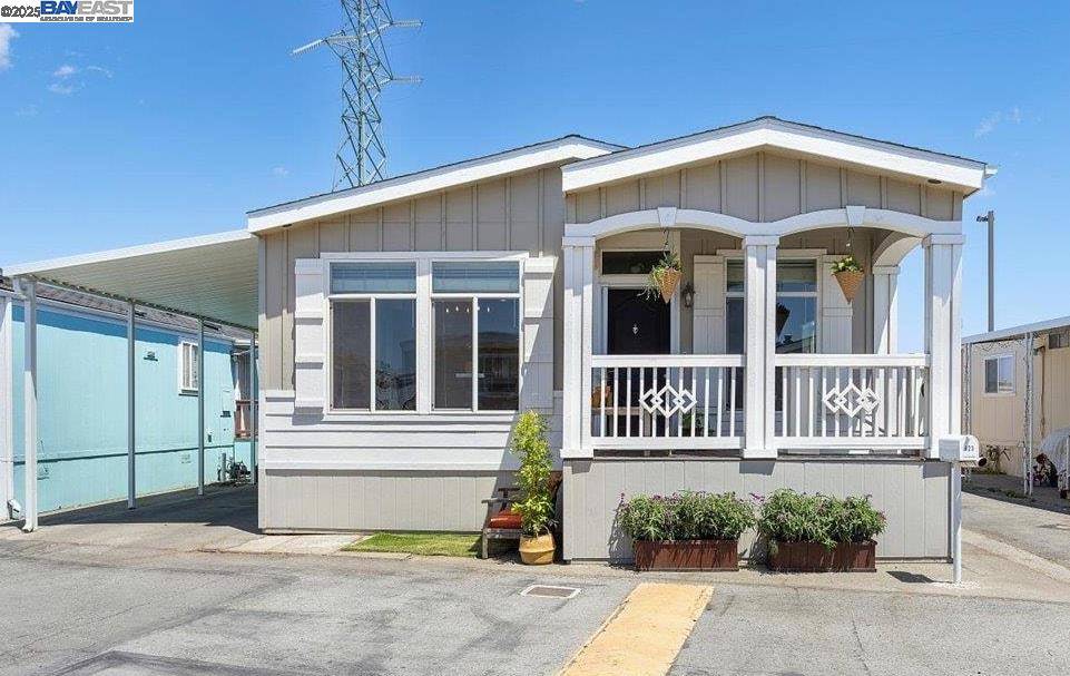 3015 E Bayshore Road #423 423, Redwood City, CA 94063