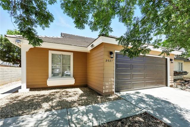 2027 Cape Cod LN, Palmdale, CA 93550