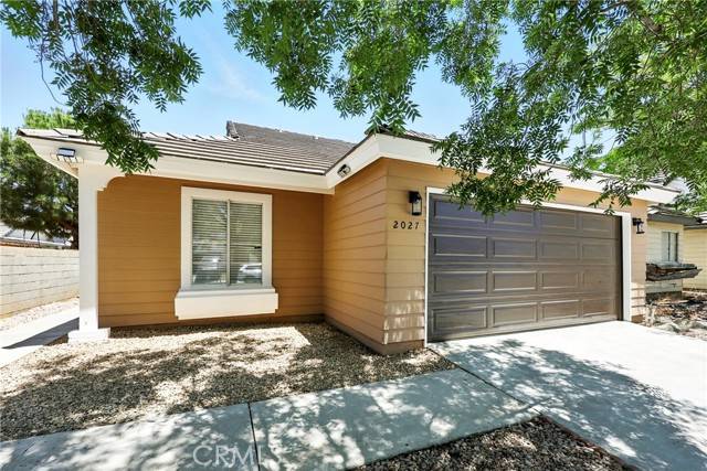2027 Cape Cod LN, Palmdale, CA 93550
