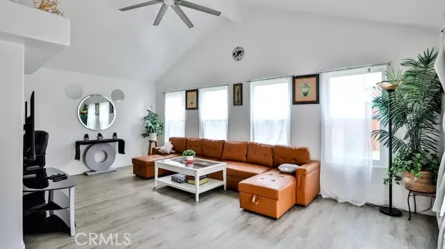 10361 Perdido ST, Anaheim, CA 92804